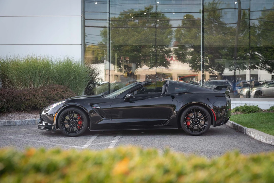 2017 Chevrolet Corvette C7 Z06 - Image 5 of 31