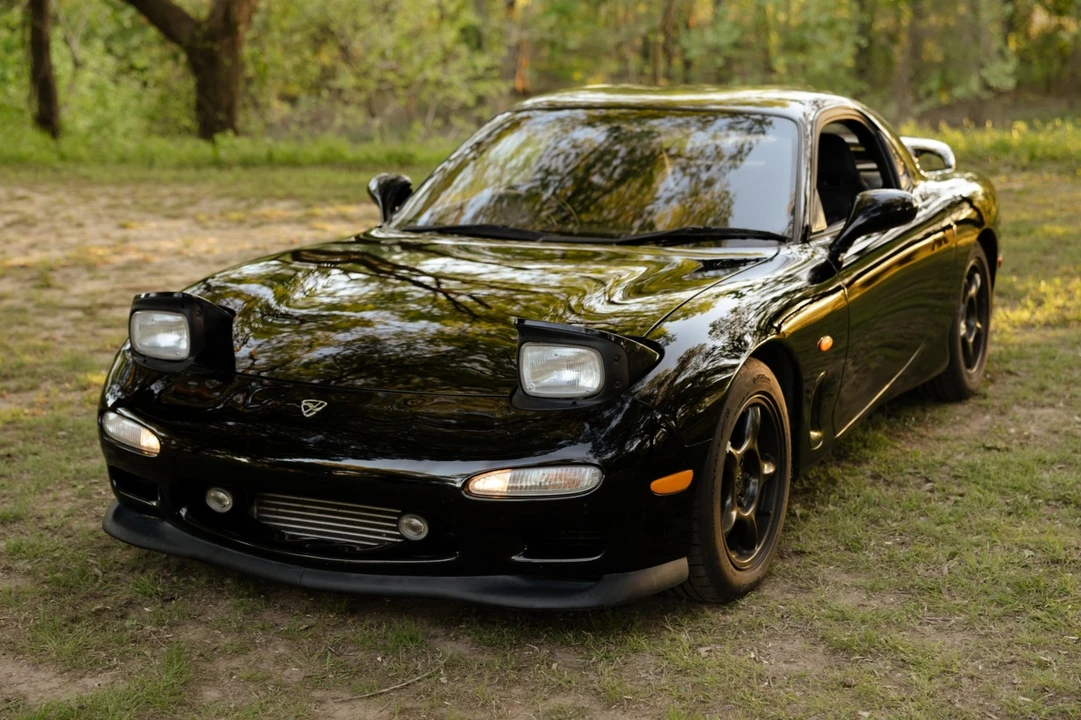 1992 Mazda RX-7 FD - Image 1 of 31