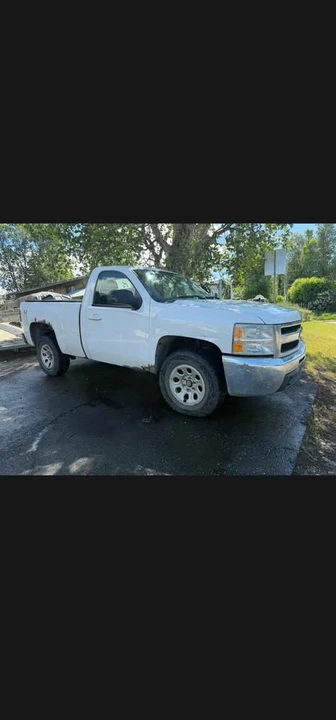 Chevrolet C/K - Image 2 of 7