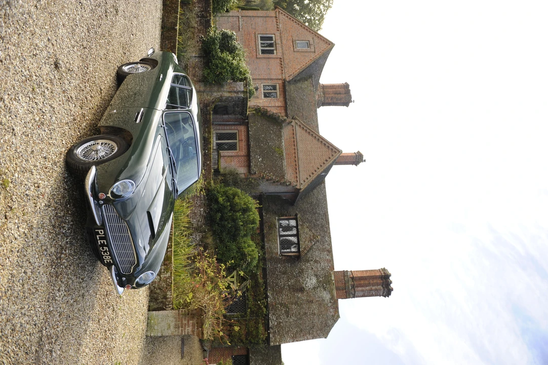 1967 Aston Martin DB6 - Image 25 of 26