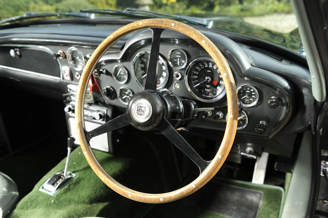 1967 Aston Martin DB6 - Image 19 of 26