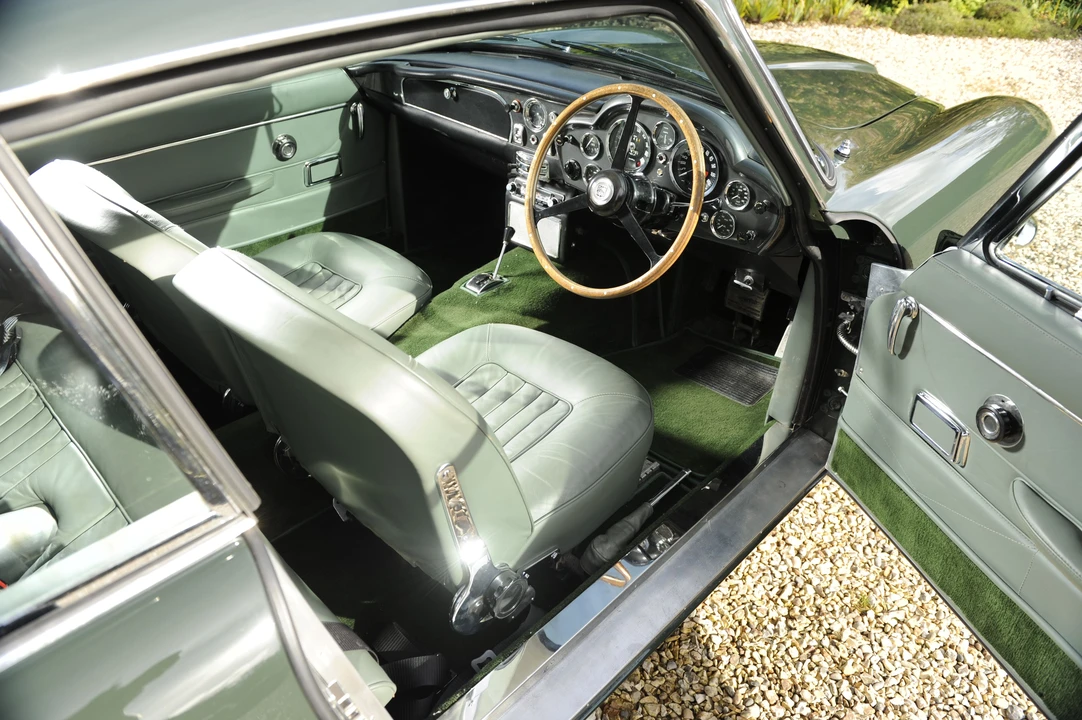 1967 Aston Martin DB6 - Image 18 of 26