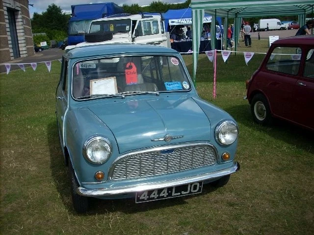 1959 Morris Minor - Image 2 of 5