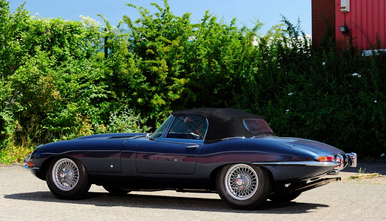 1961 Jaguar E-Type Series 1 - Image 16 of 31
