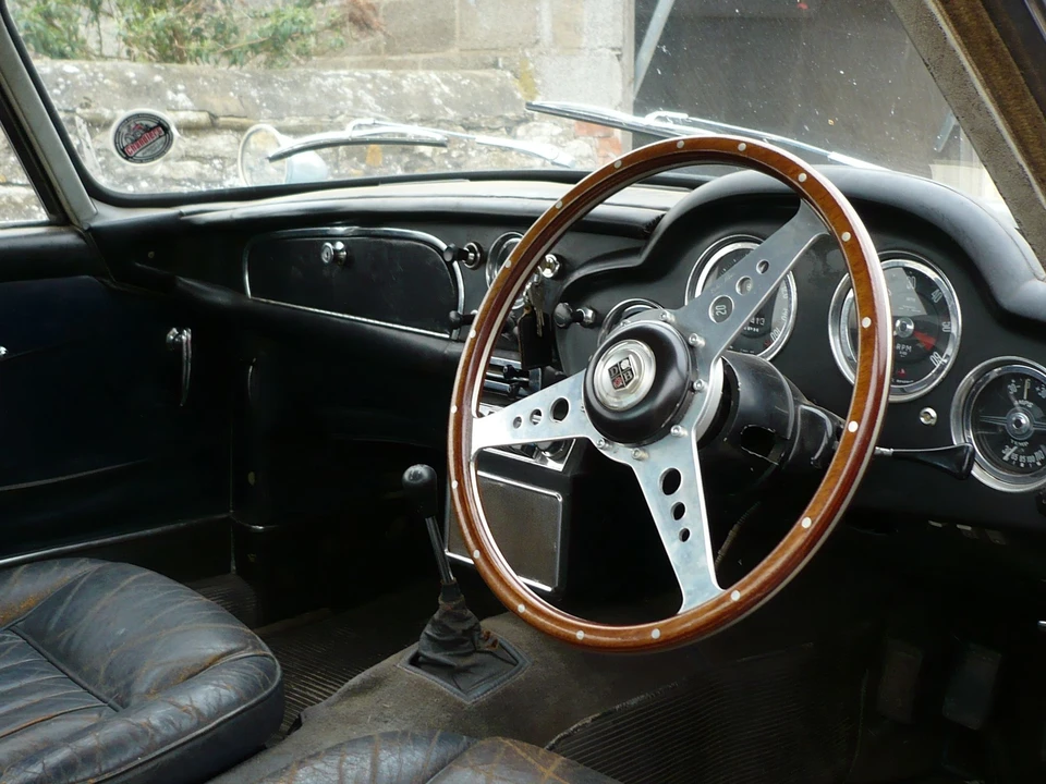 1962 Aston Martin DB4 - Image 4 of 7