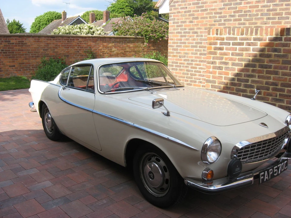 1965 Volvo 1800S - Image 2 of 3