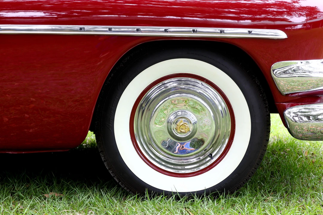 1951 Mercury Eight - Image 14 of 27
