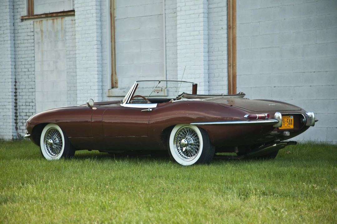 1964 Jaguar E-Type Series 1 - Image 4 of 10
