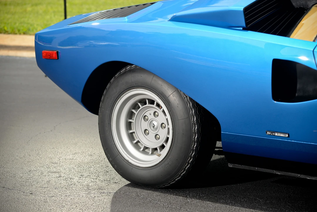 1975 Lamborghini Countach LP400 - Image 6 of 31
