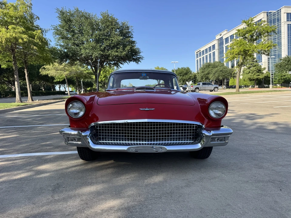1957 Ford Thunderbird 1st Gen - Image 10 of 31