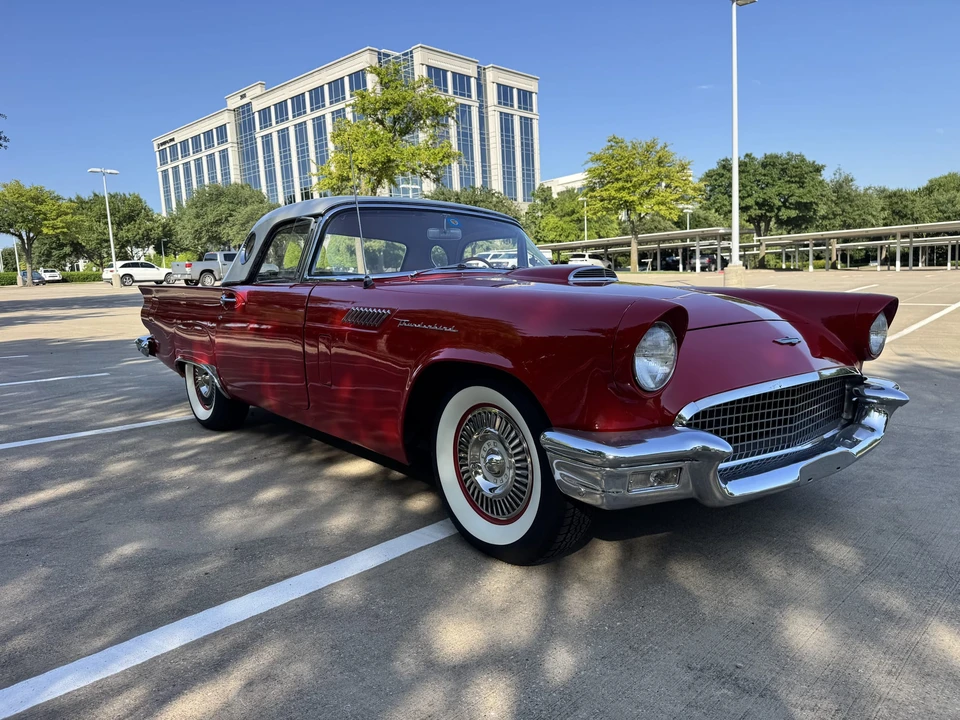 1957 Ford Thunderbird 1st Gen - Image 14 of 31