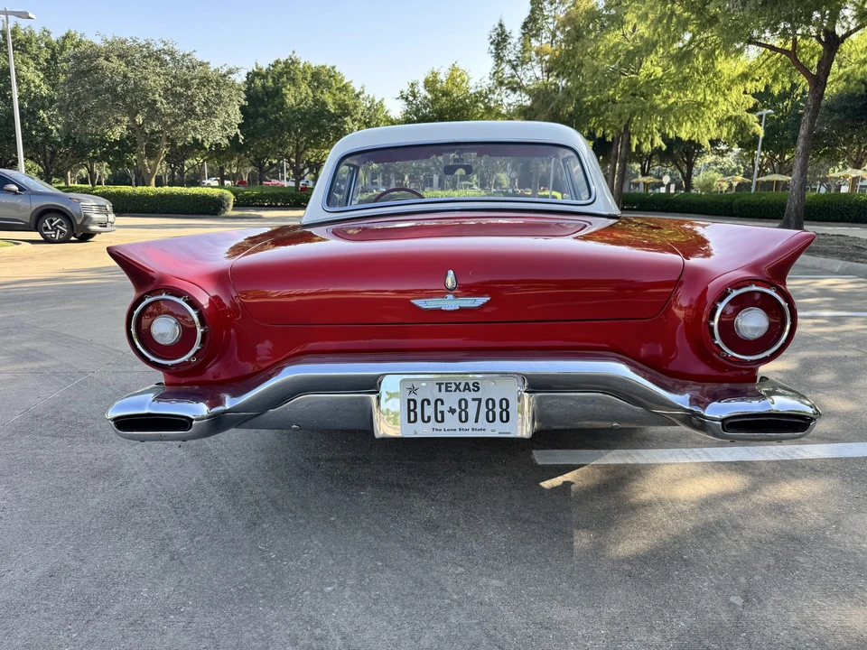 1957 Ford Thunderbird 1st Gen - Image 23 of 31