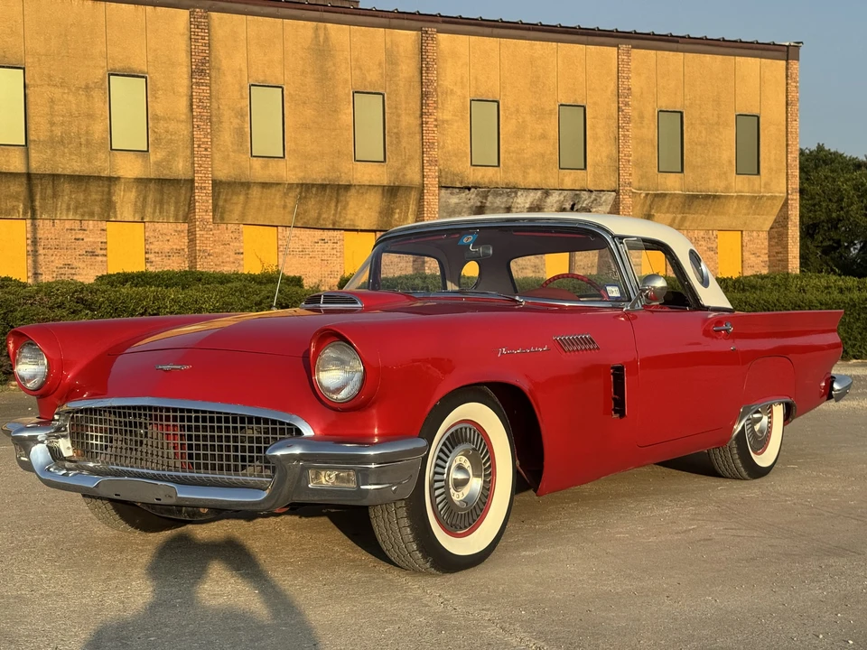 1957 Ford Thunderbird 1st Gen - Image 3 of 31