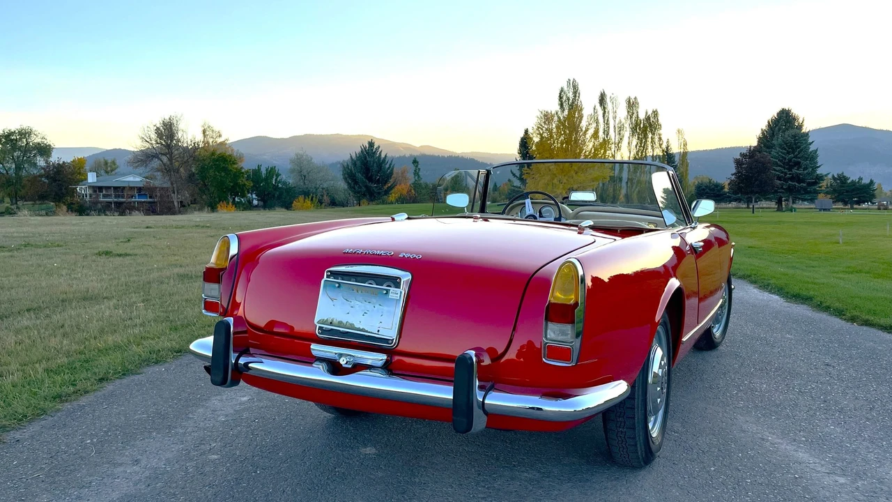 1962 Alfa Romeo 2600 - Image 5 of 31