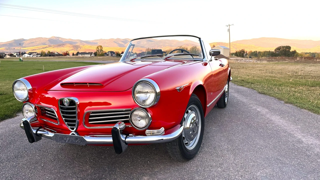 1962 Alfa Romeo 2600 - Image 9 of 31
