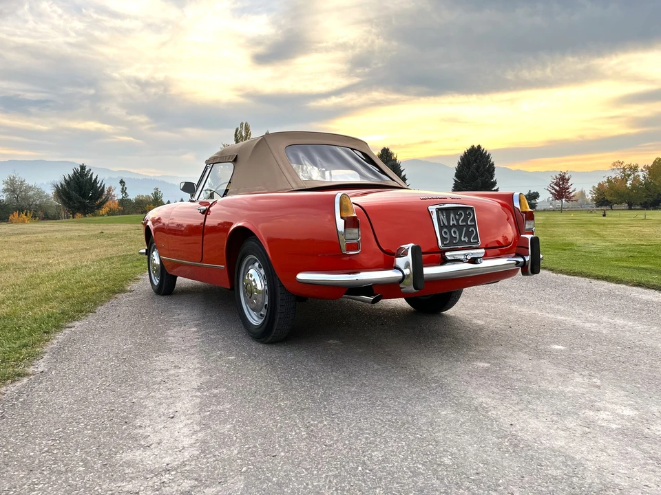 1962 Alfa Romeo 2600 - Image 21 of 31