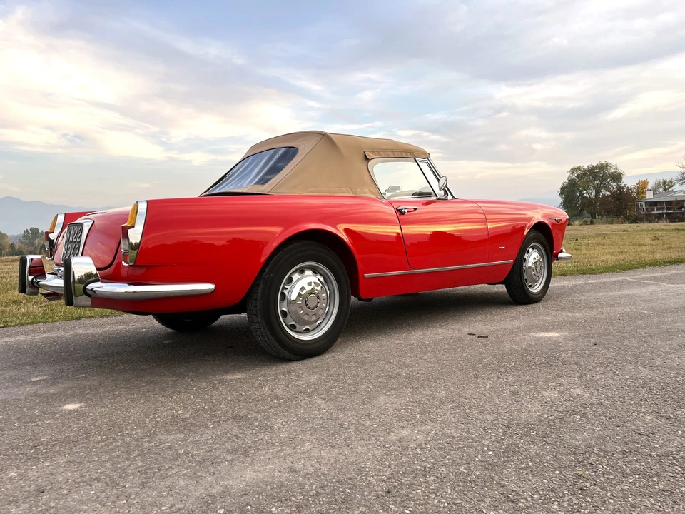 1962 Alfa Romeo 2600 - Image 17 of 31