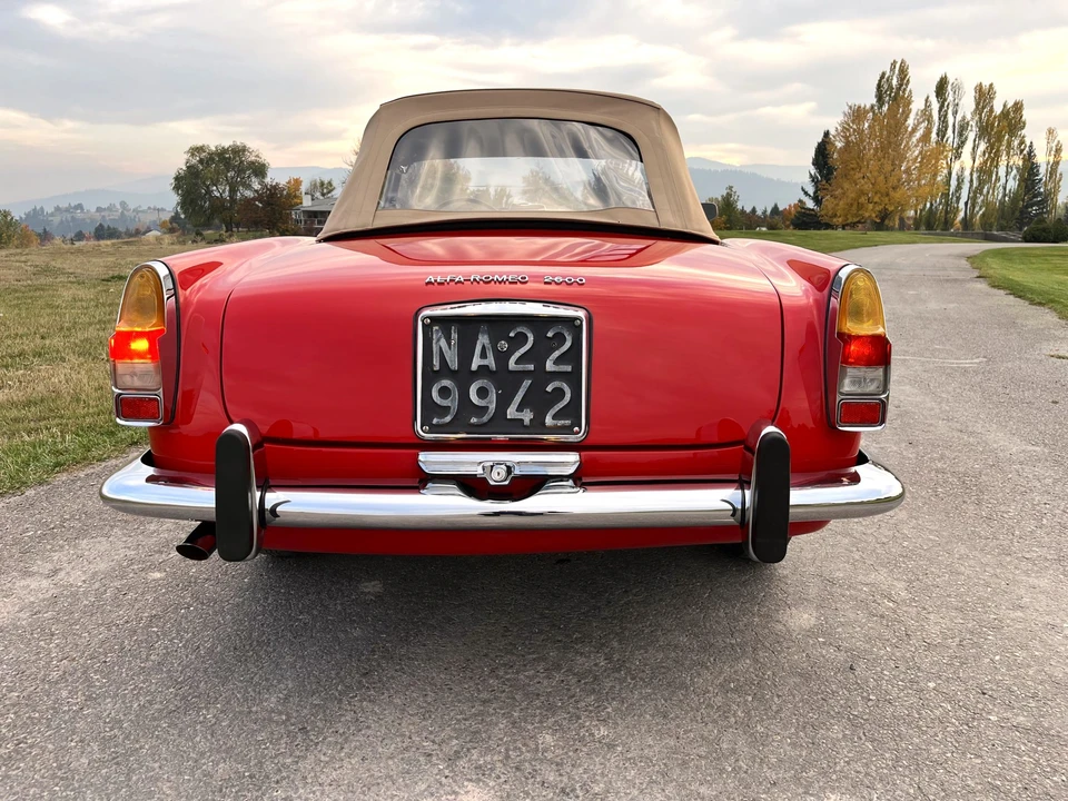 1962 Alfa Romeo 2600 - Image 20 of 31
