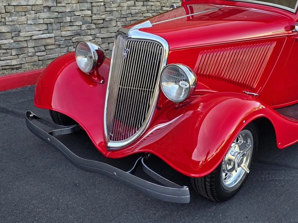 1934 Ford Model 18 & 40 - Image 11 of 31