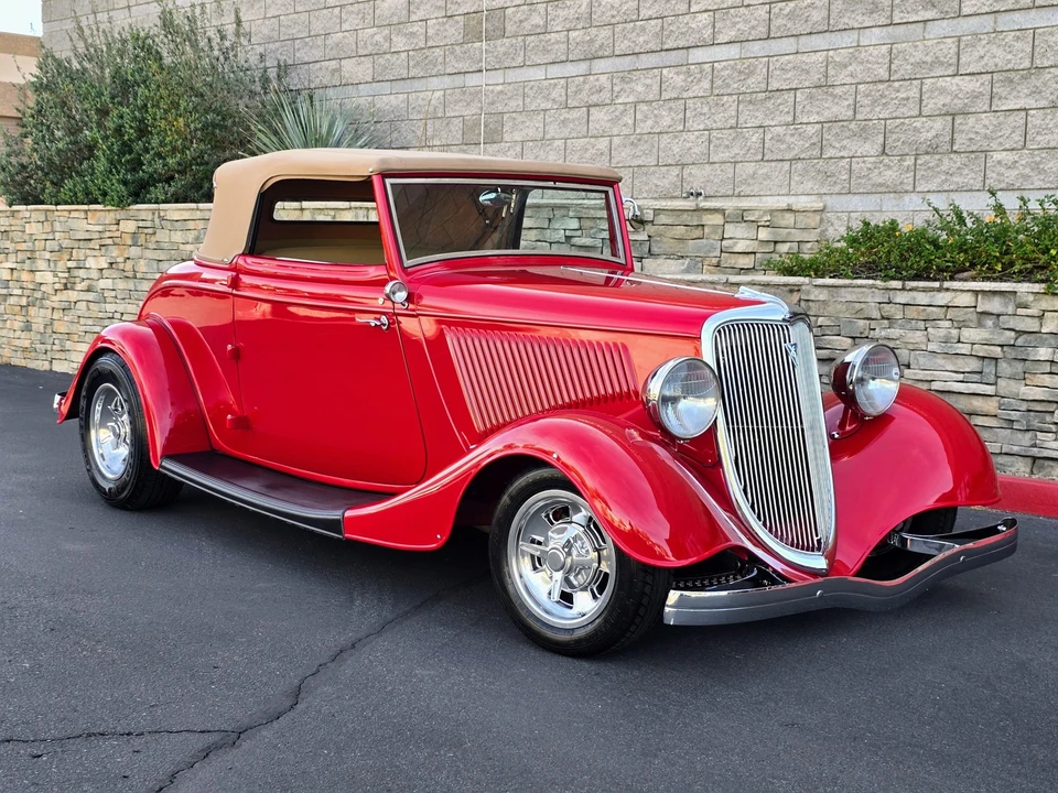 1934 Ford Model 18 & 40 - Image 2 of 31