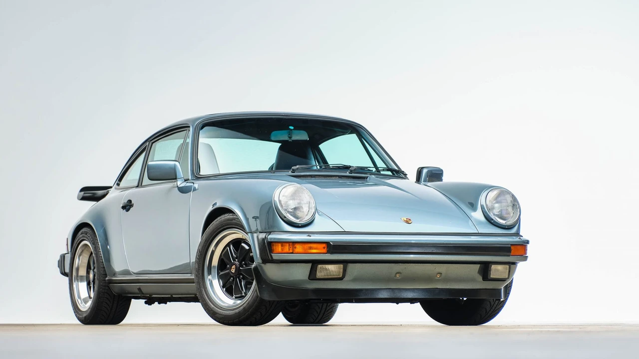 1985 Porsche 911 Carrera 3.2 - Image 5 of 31