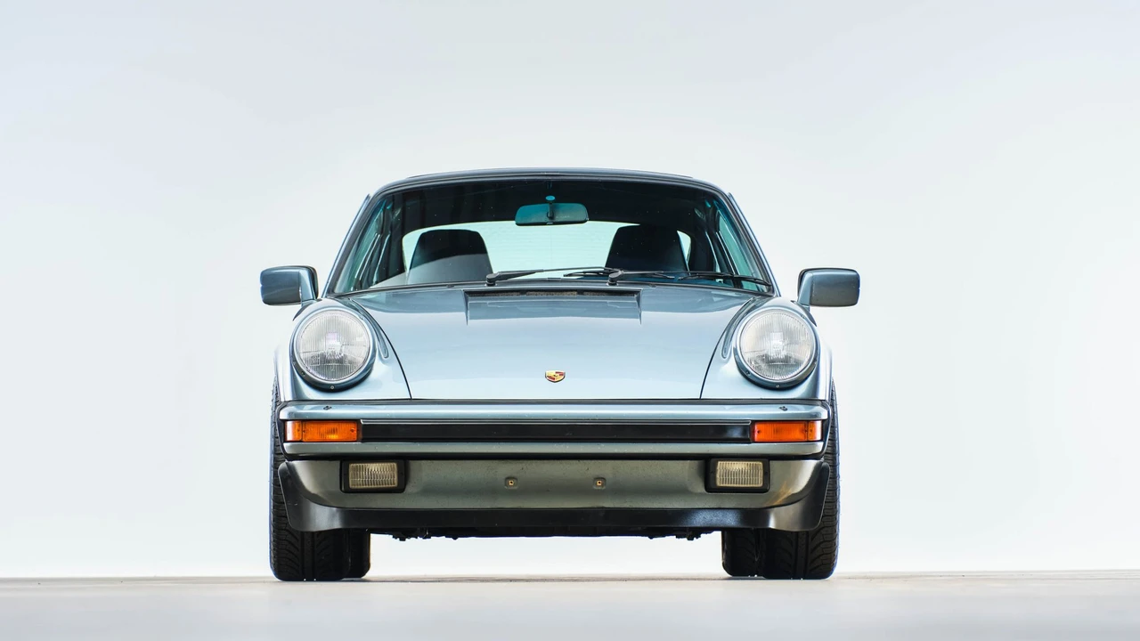 1985 Porsche 911 Carrera 3.2 - Image 6 of 31