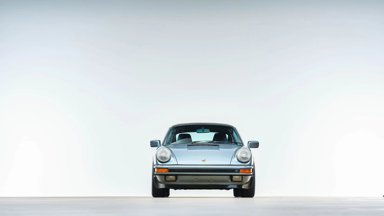 1985 Porsche 911 Carrera 3.2 - Image 7 of 31