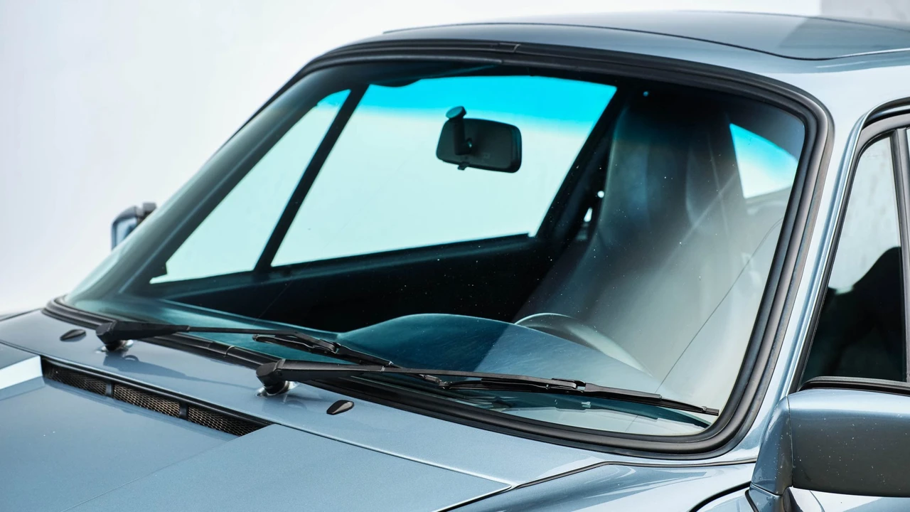 1985 Porsche 911 Carrera 3.2 - Image 31 of 31