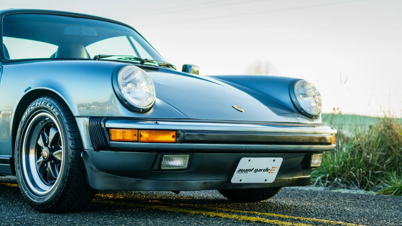 1985 Porsche 911 Carrera 3.2 - Image 22 of 31