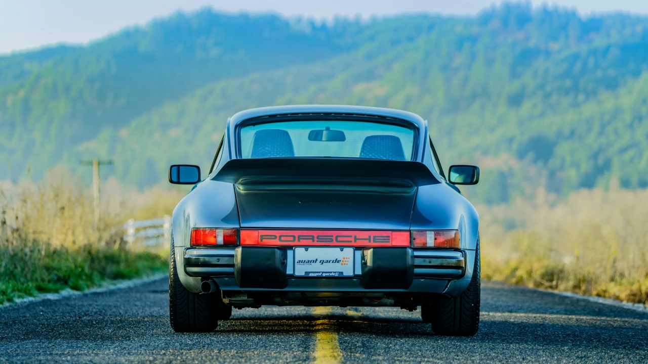 1985 Porsche 911 Carrera 3.2 - Image 20 of 31