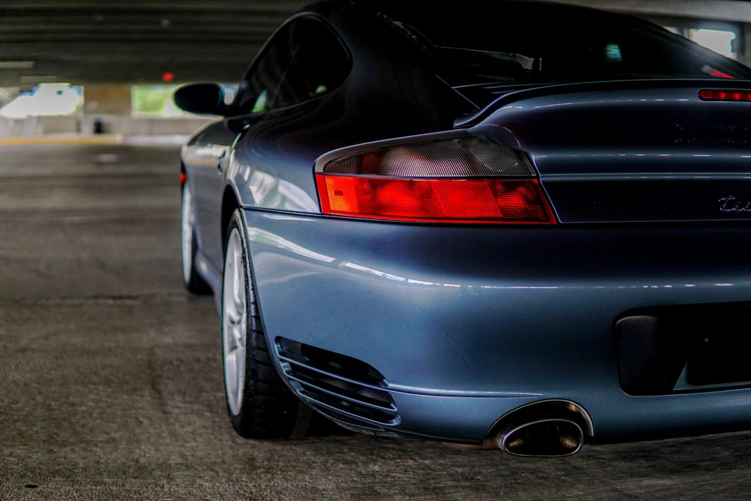 2002 Porsche 996 Turbo - Image 22 of 31