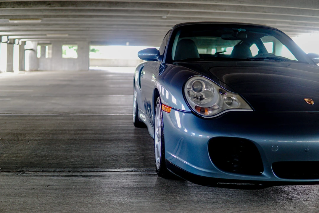 2002 Porsche 996 Turbo - Image 18 of 31