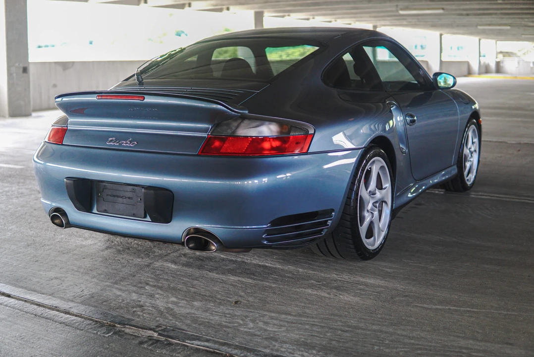 2002 Porsche 996 Turbo - Image 13 of 31