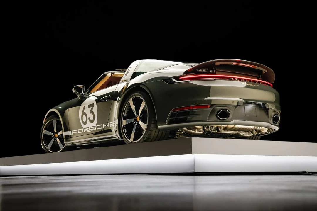 2021 Porsche 992 Targa 4 & 4S - Image 24 of 31