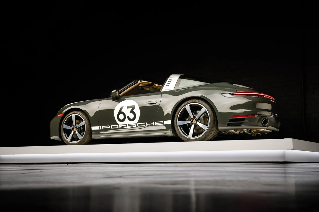 2021 Porsche 992 Targa 4 & 4S - Image 27 of 31