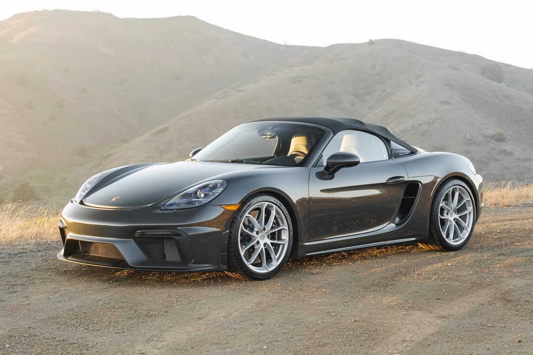 2022 Porsche 718 Boxster Spyder - Image 30 of 31