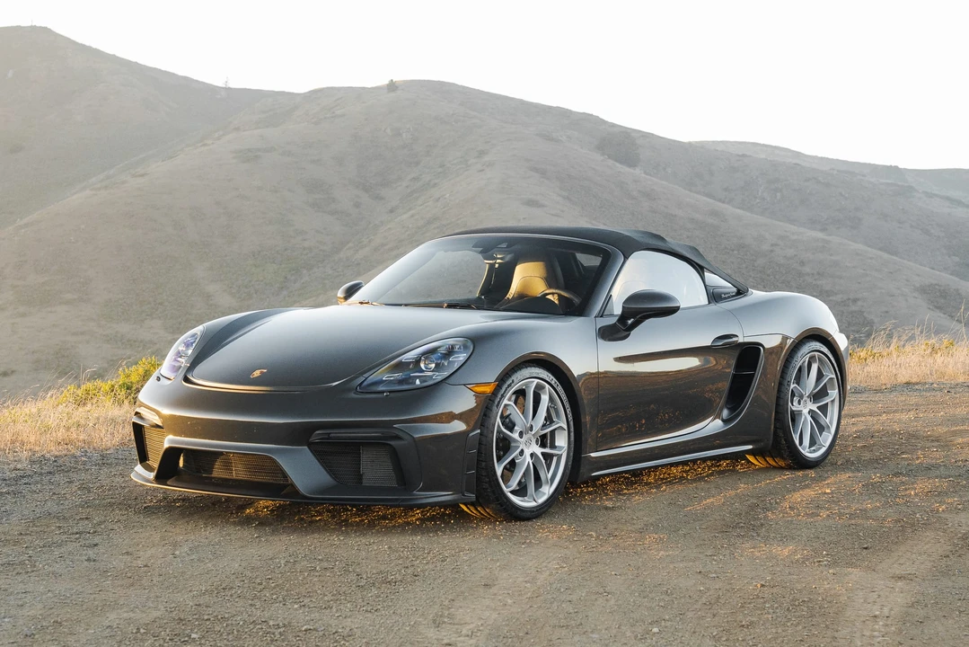 2022 Porsche 718 Boxster Spyder - Image 29 of 31