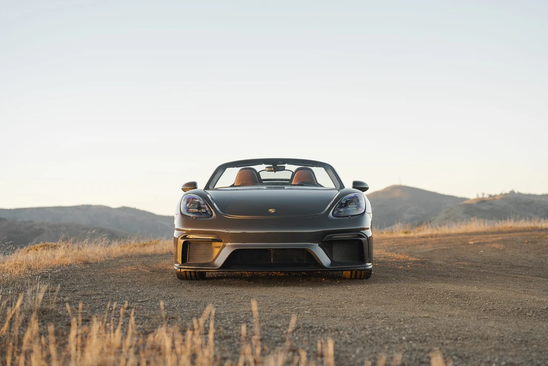 2022 Porsche 718 Boxster Spyder - Image 2 of 31