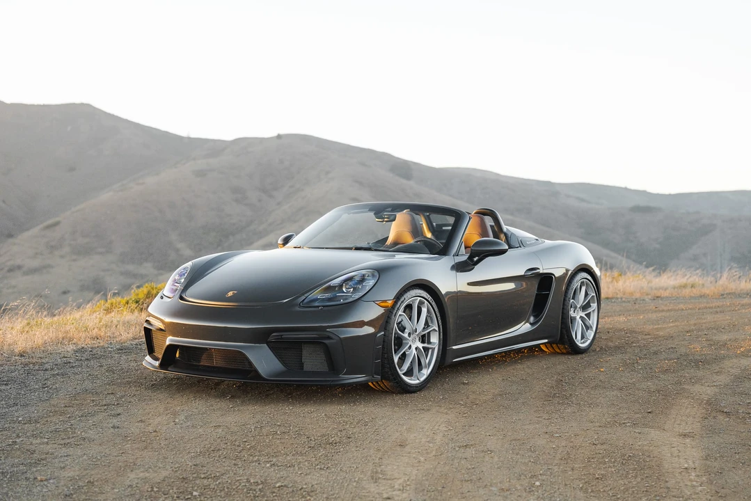 2022 Porsche 718 Boxster Spyder - Image 6 of 31