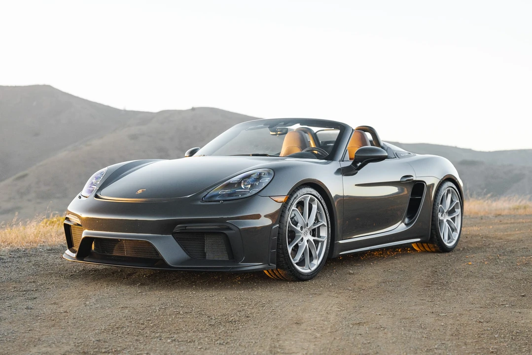 2022 Porsche 718 Boxster Spyder - Image 4 of 31