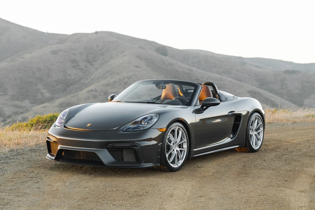 2022 Porsche 718 Boxster Spyder - Image 5 of 31