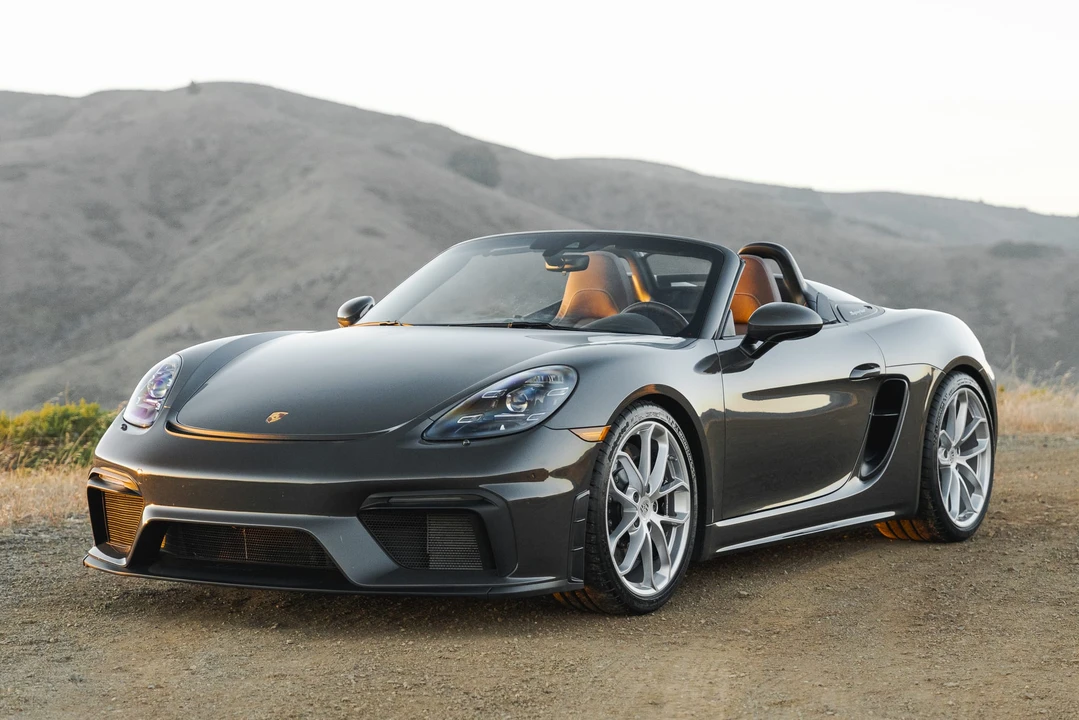 2022 Porsche 718 Boxster Spyder - Image 3 of 31