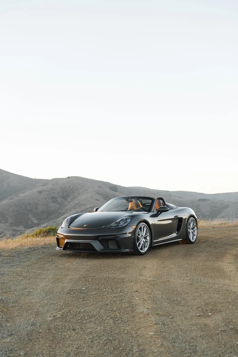 2022 Porsche 718 Boxster Spyder - Image 7 of 31