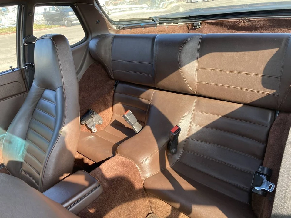1984 Porsche 944 - Image 6 of 20