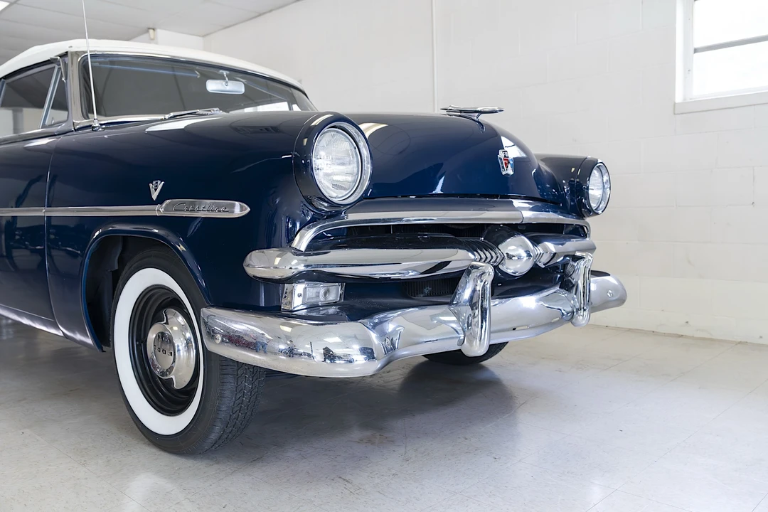 1953 Ford Crestline - Image 11 of 31