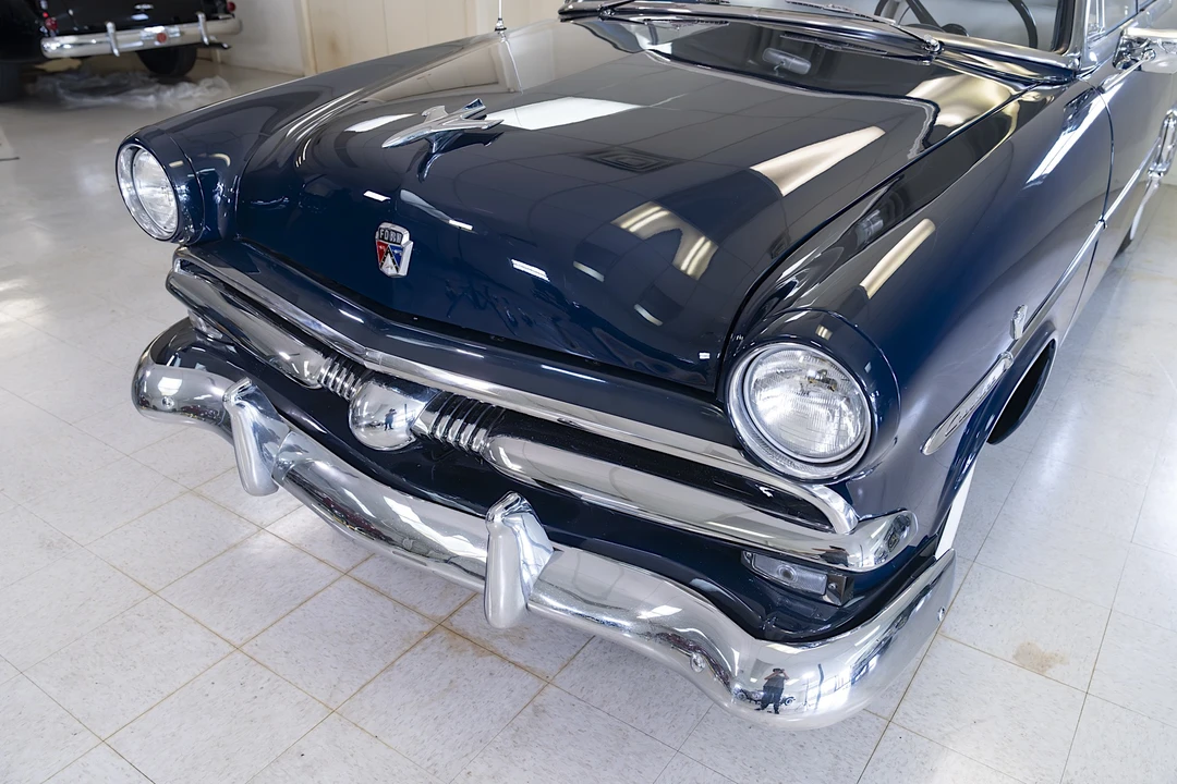 1953 Ford Crestline - Image 19 of 31