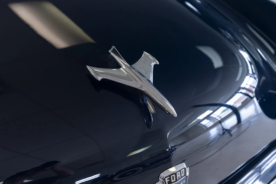 1953 Ford Crestline - Image 21 of 31