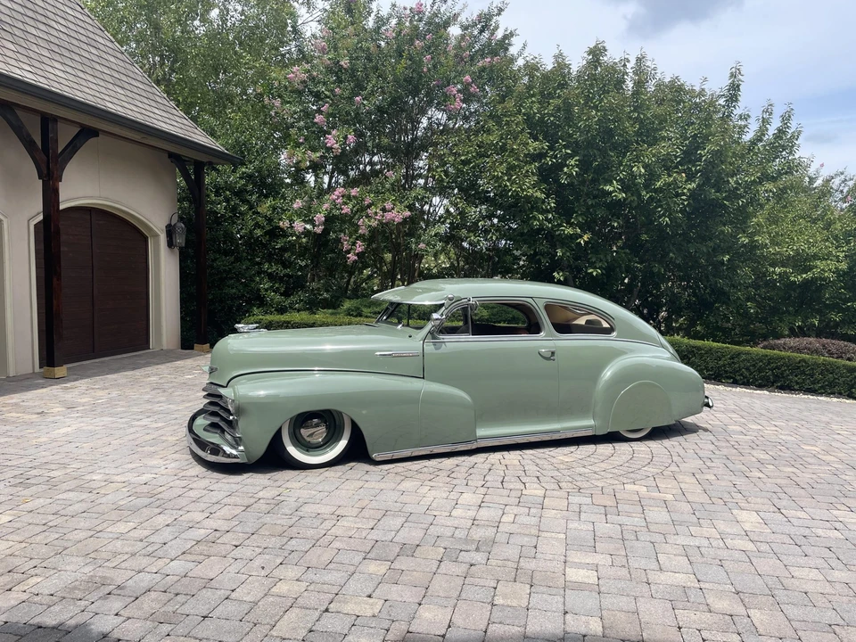 1947 Chevrolet Stylemaster & Fleetmaster & Fleetline - Image 5 of 31