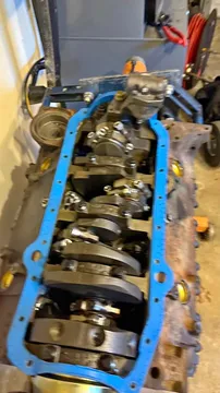Small Block Chevy 1998