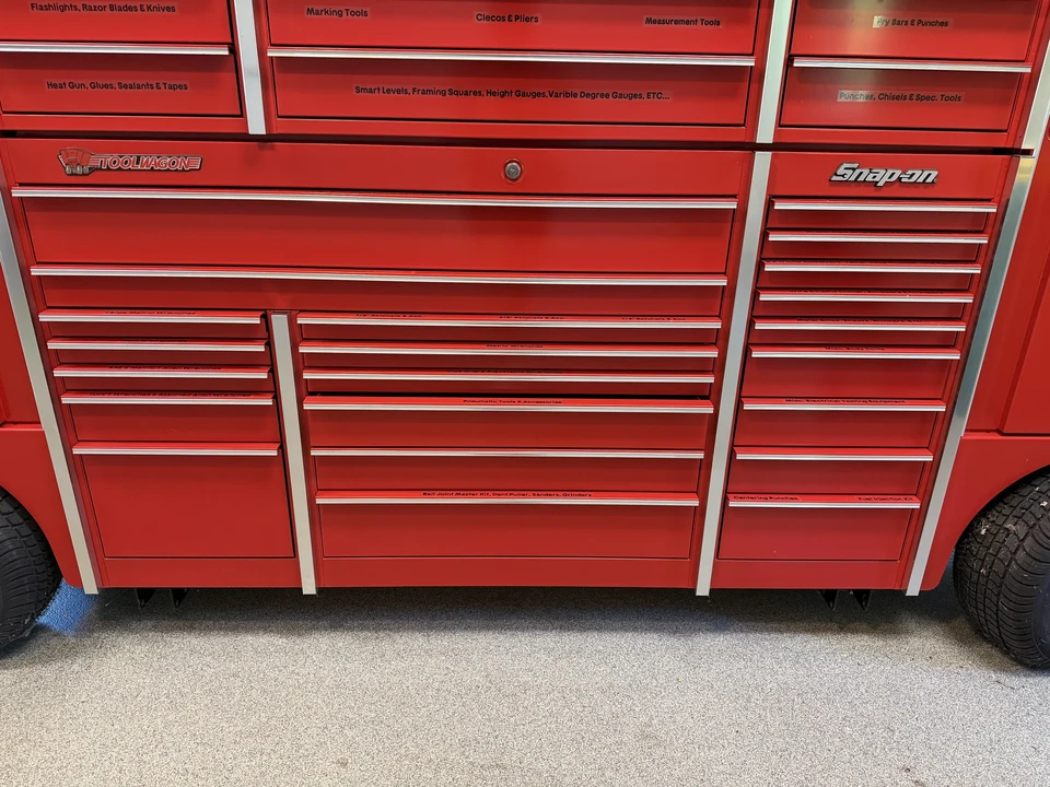 Parts & Memorabilia Tools - Image 5 of 21